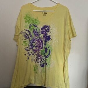 Just My Size Shirt Women’s‎ Size 5X Yellow Pull Over Floral